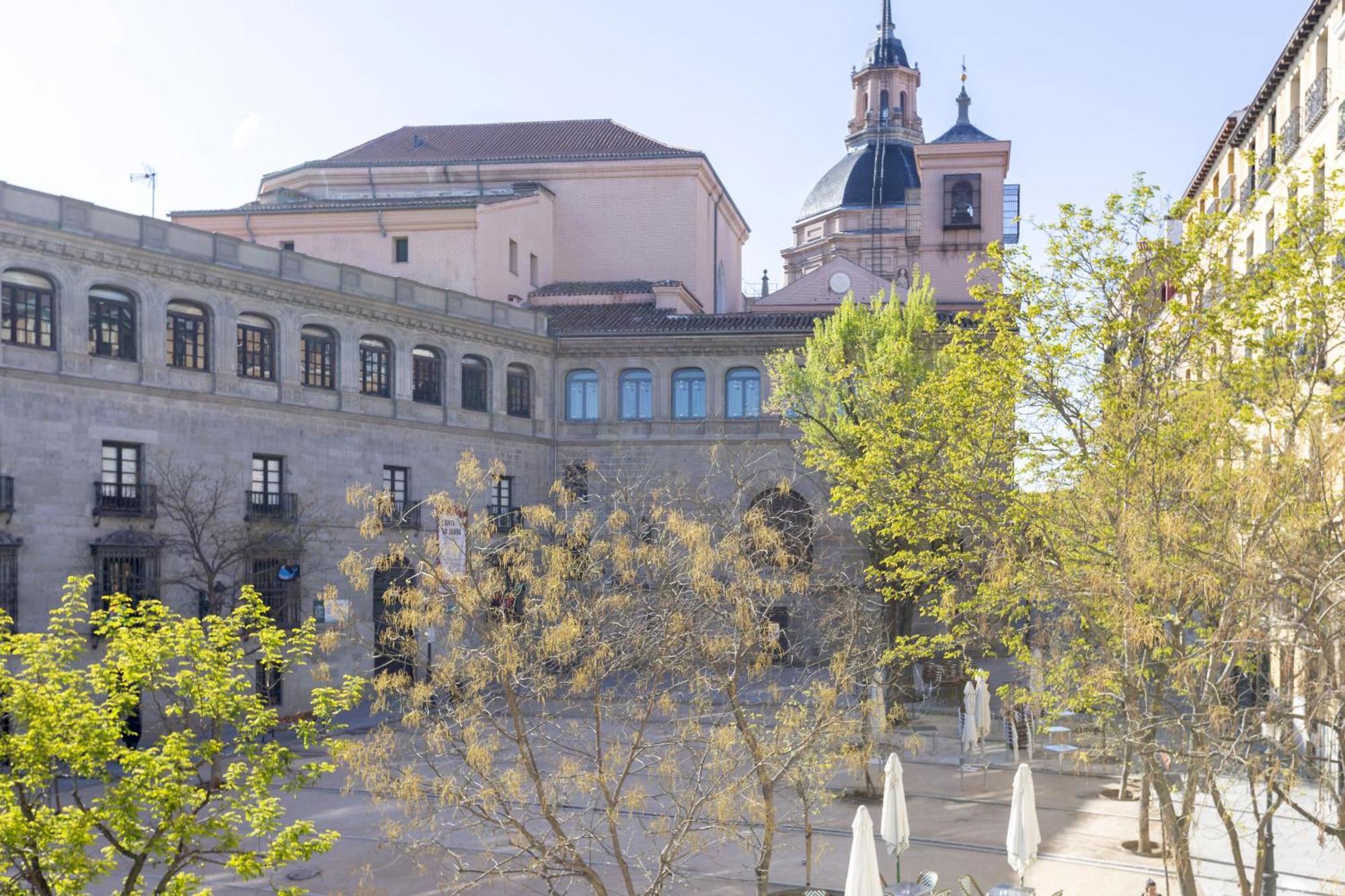 Precioso Apt En La Plaza De La Paja Latina Madrid Exterior photo